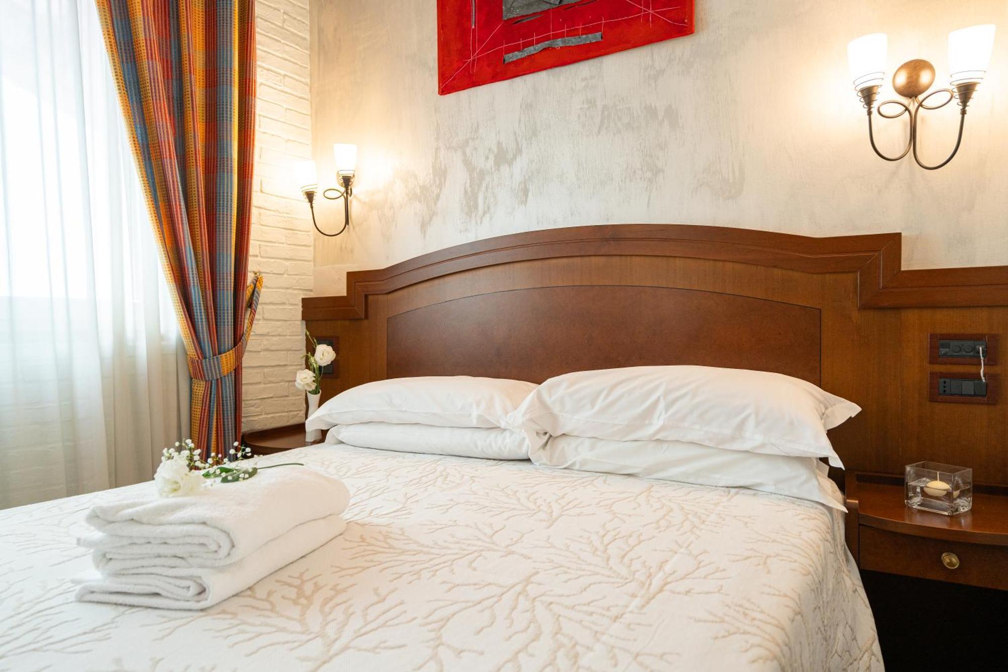 Art Hotel Santa Lucia Termoli Exteriör bild