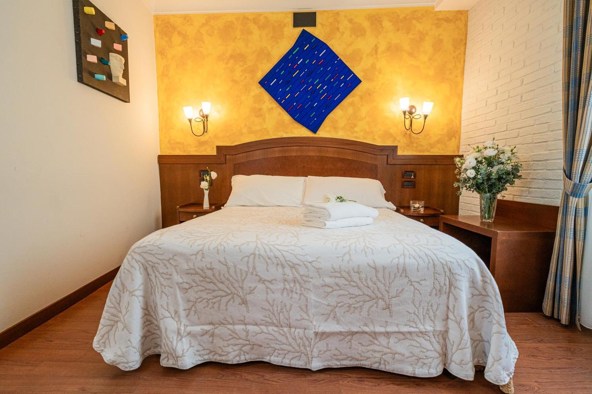 Art Hotel Santa Lucia Termoli Exteriör bild