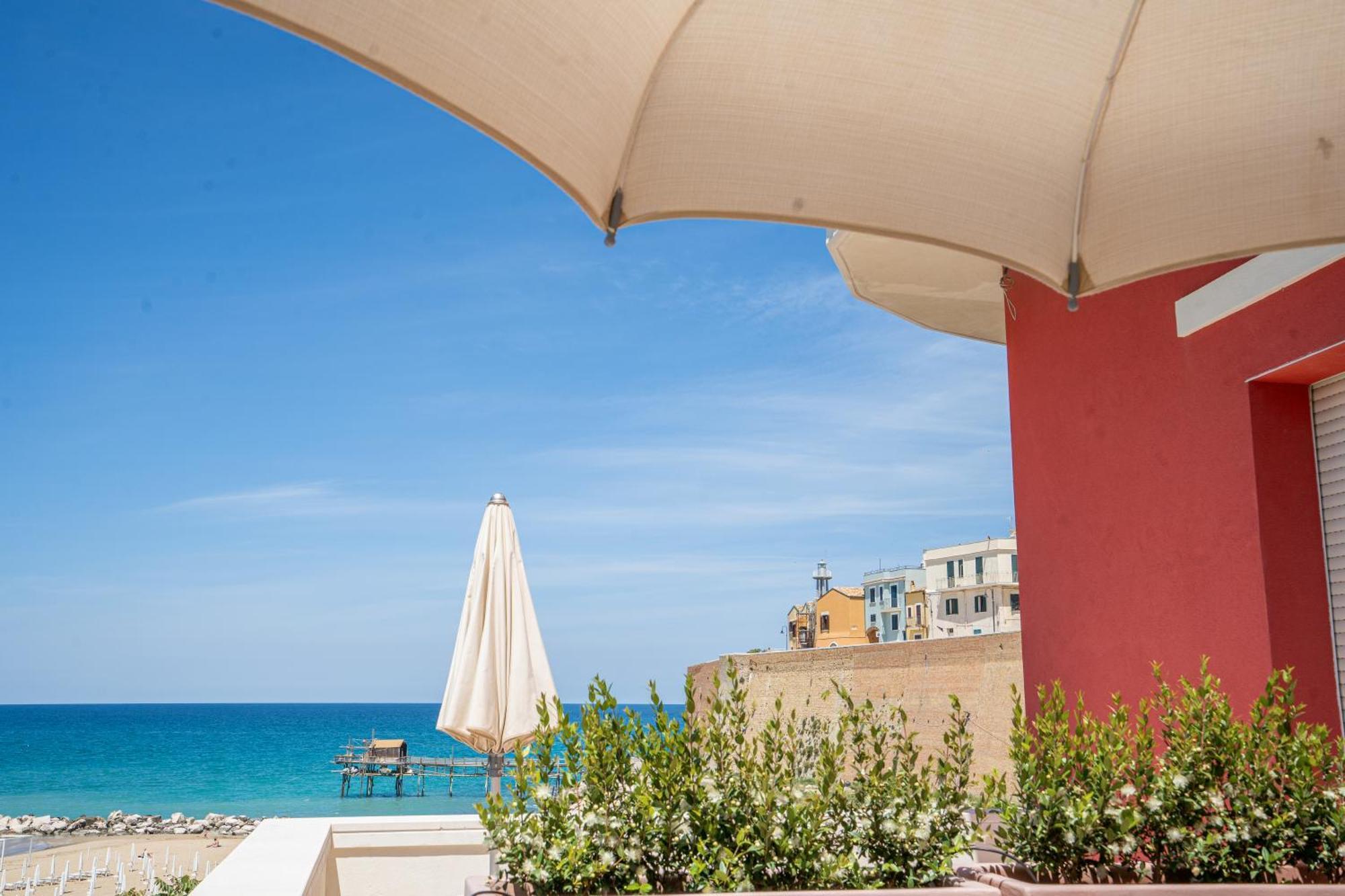 Art Hotel Santa Lucia Termoli Exteriör bild