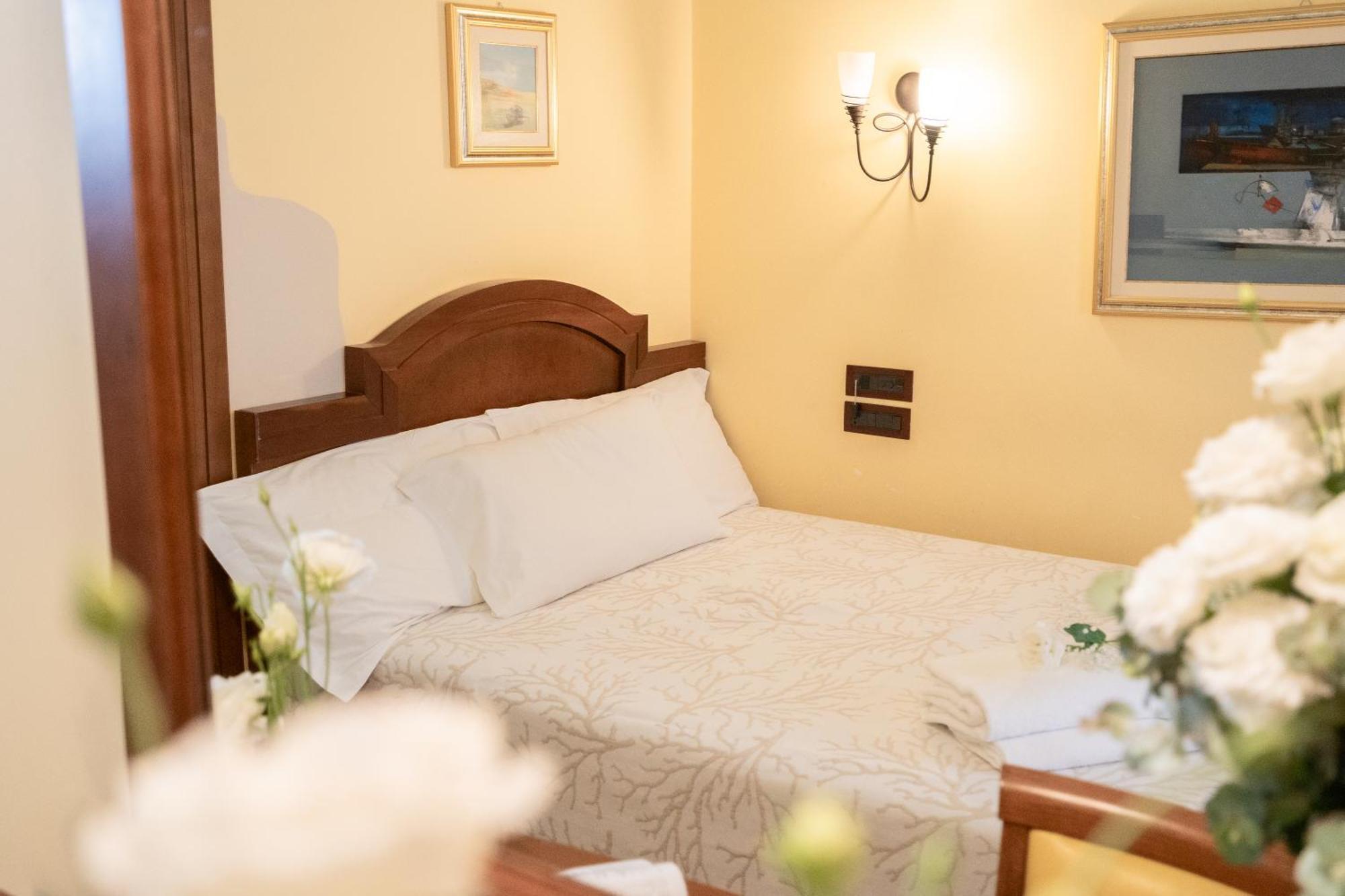 Art Hotel Santa Lucia Termoli Exteriör bild