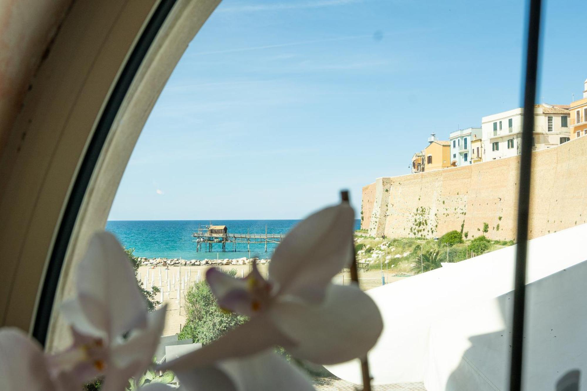Art Hotel Santa Lucia Termoli Exteriör bild