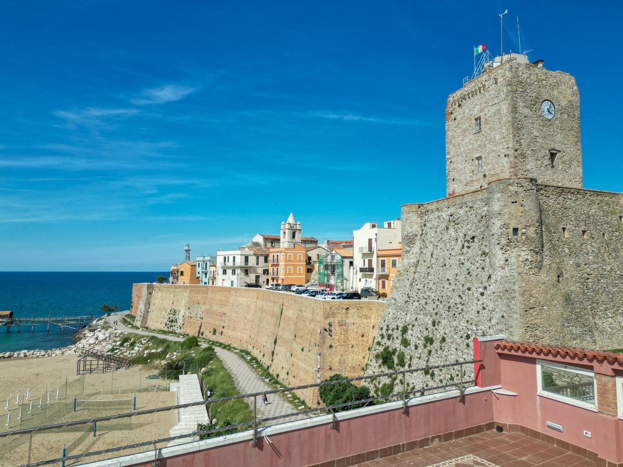 Art Hotel Santa Lucia Termoli Exteriör bild